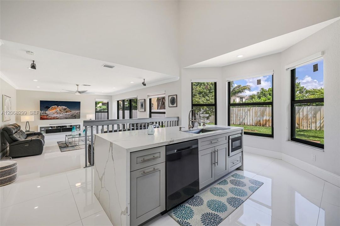 For Sale: $775,000 (4 beds, 3 baths, 2707 Square Feet)