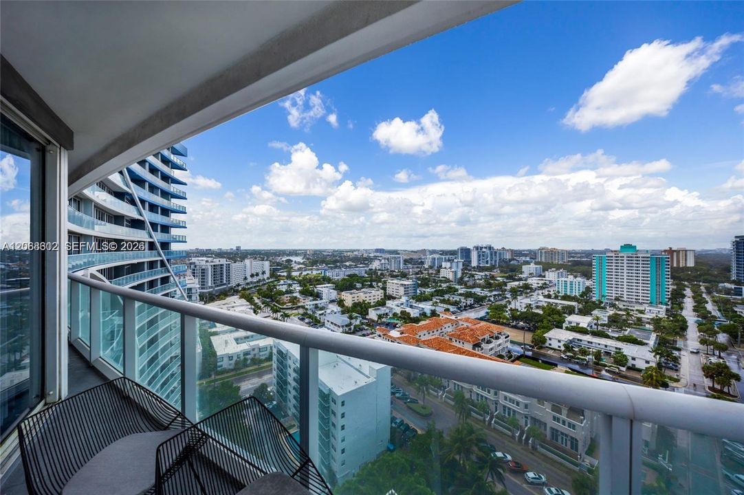 For Rent: $8,000 (2 beds, 2 baths, 1214 Square Feet)