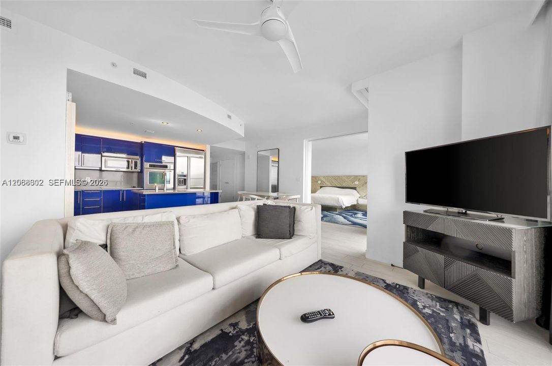 For Rent: $8,000 (2 beds, 2 baths, 1214 Square Feet)