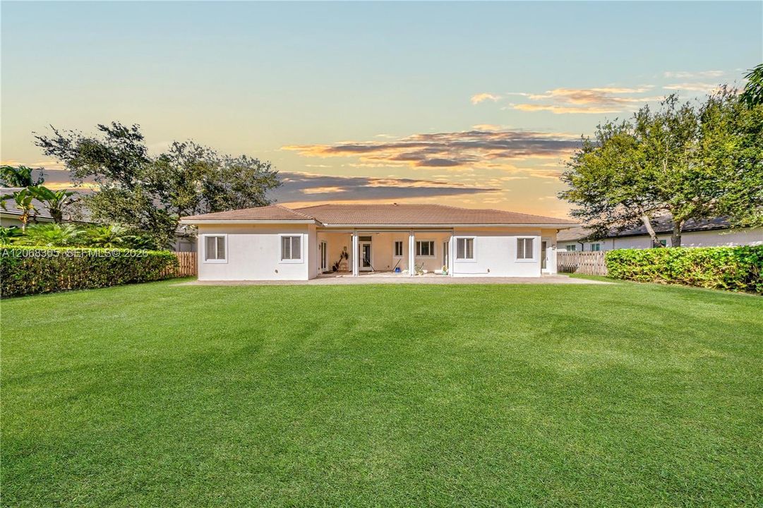 For Sale: $1,750,000 (4 beds, 4 baths, 3452 Square Feet)