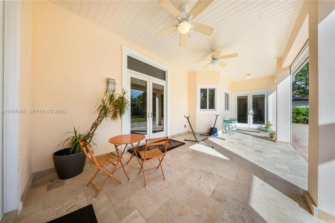 For Sale: $1,750,000 (4 beds, 4 baths, 3452 Square Feet)