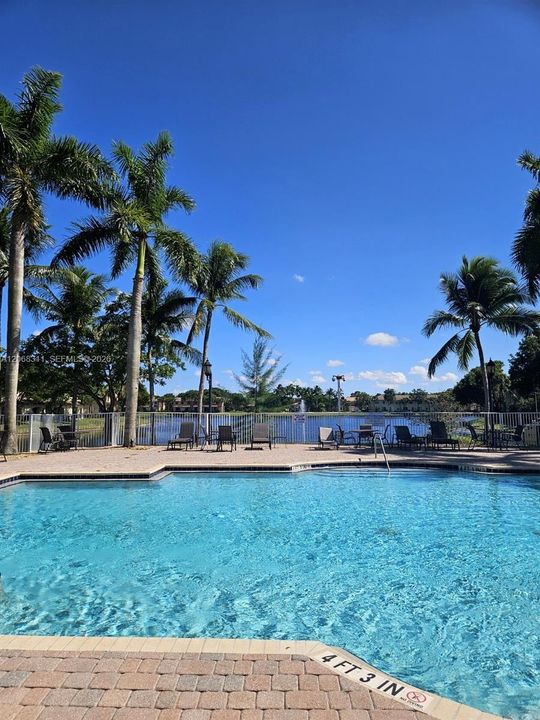 For Rent: $2,650 (3 beds, 2 baths, 1450 Square Feet)