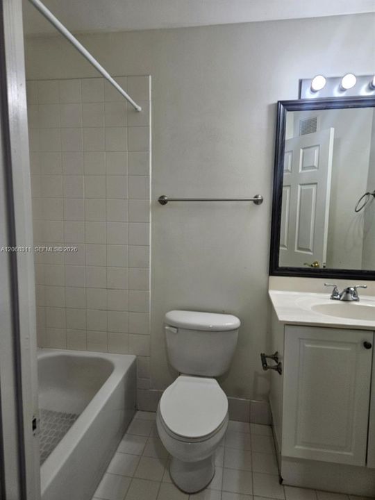 2ND BATHROOM