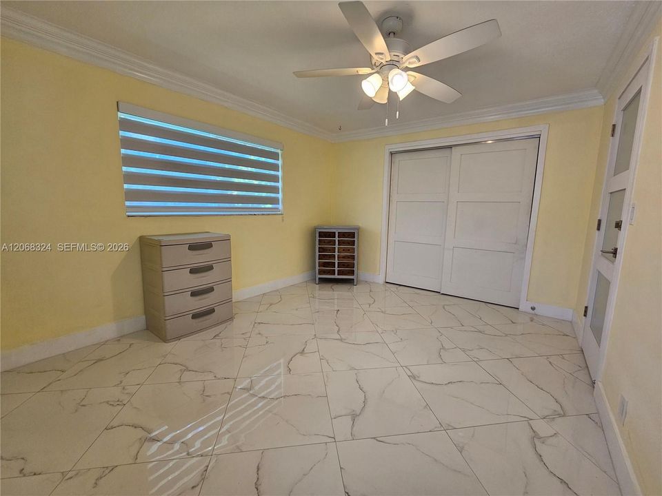 For Rent: $2,700 (2 beds, 2 baths, 1292 Square Feet)