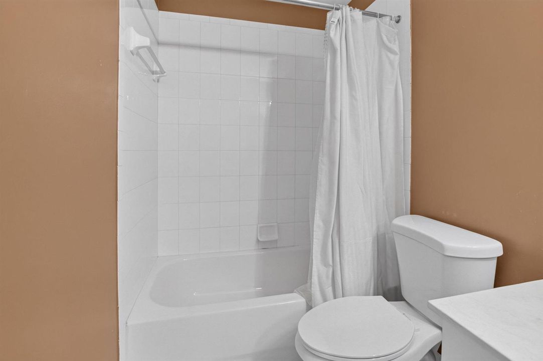 2nd Bathroom