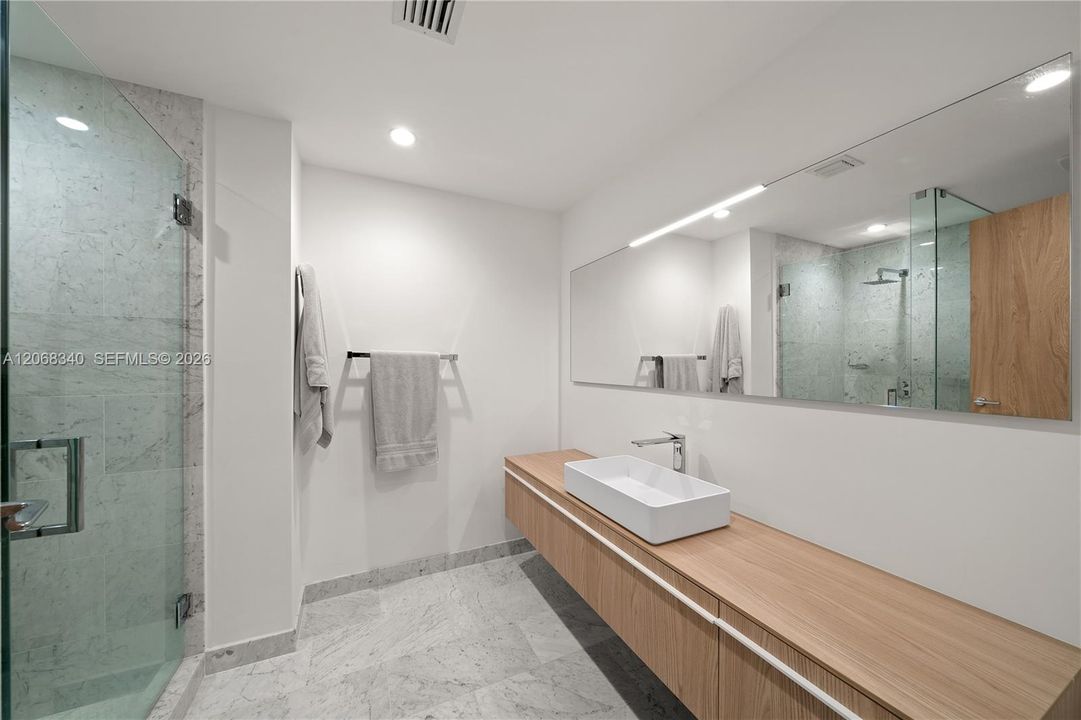 For Sale: $6,300,000 (3 beds, 4 baths, 4004 Square Feet)