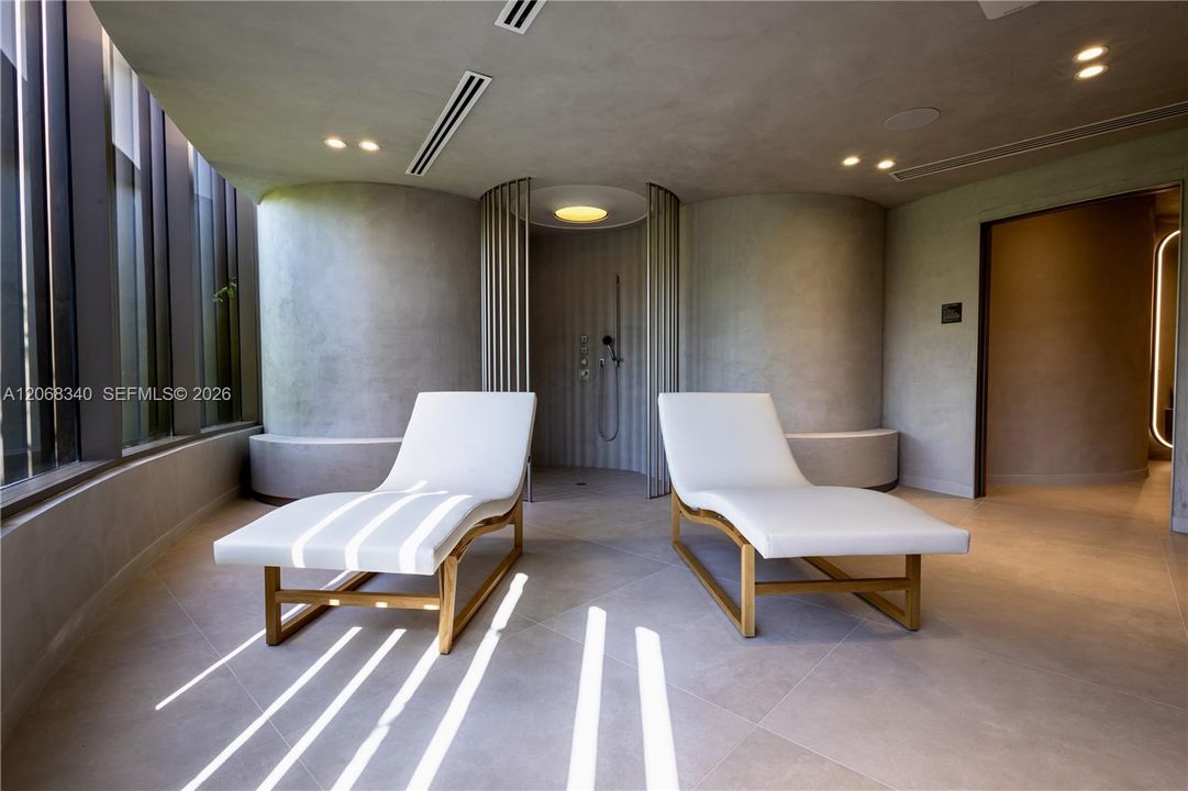 For Sale: $6,300,000 (3 beds, 4 baths, 4004 Square Feet)