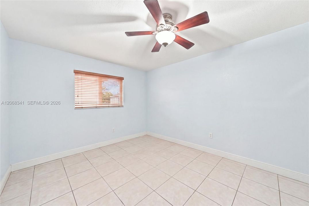For Sale: $899,000 (7 beds, 3 baths, 3227 Square Feet)