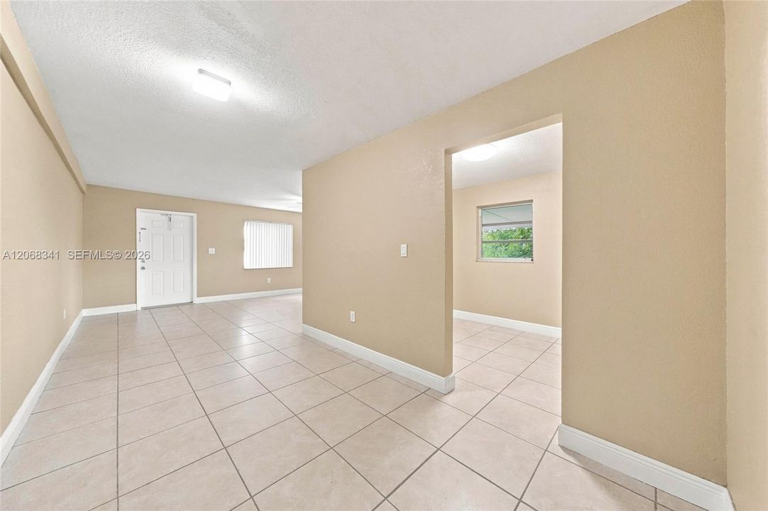For Sale: $899,000 (7 beds, 3 baths, 3227 Square Feet)