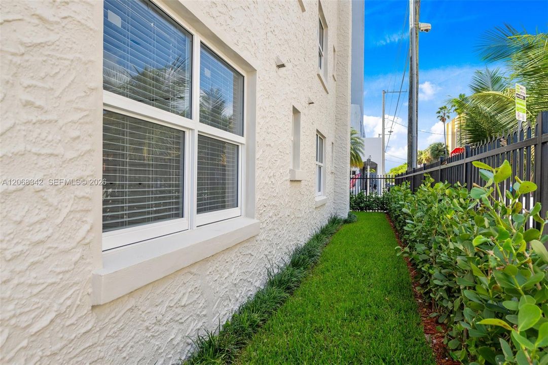 For Sale: $1,749,000 (0 beds, 0 baths, 3528 Square Feet)