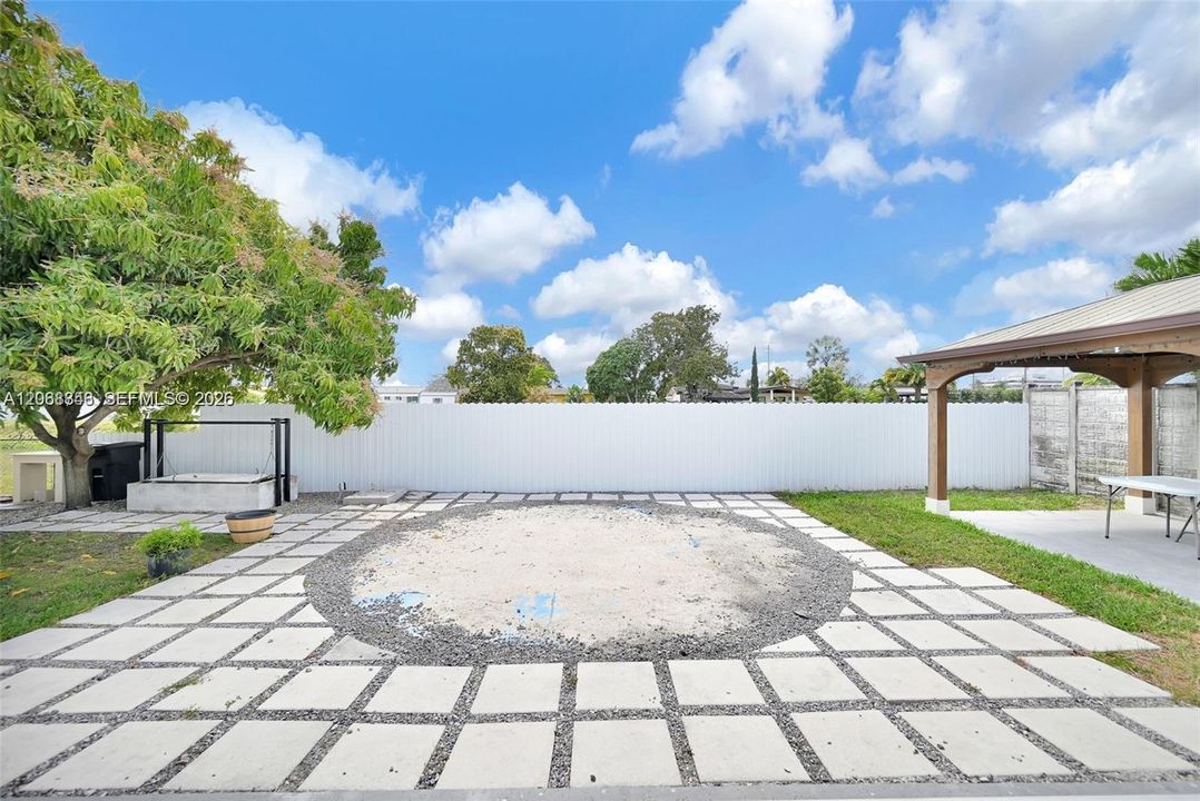 En Renta: $3,900 (3 camas, 2 baños, 2627 Pies cuadrados)
