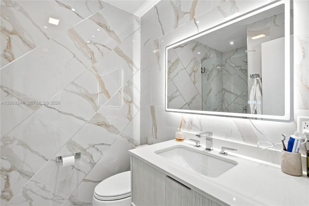 For Sale: $1,150,000 (4 beds, 4 baths, 1542 Square Feet)