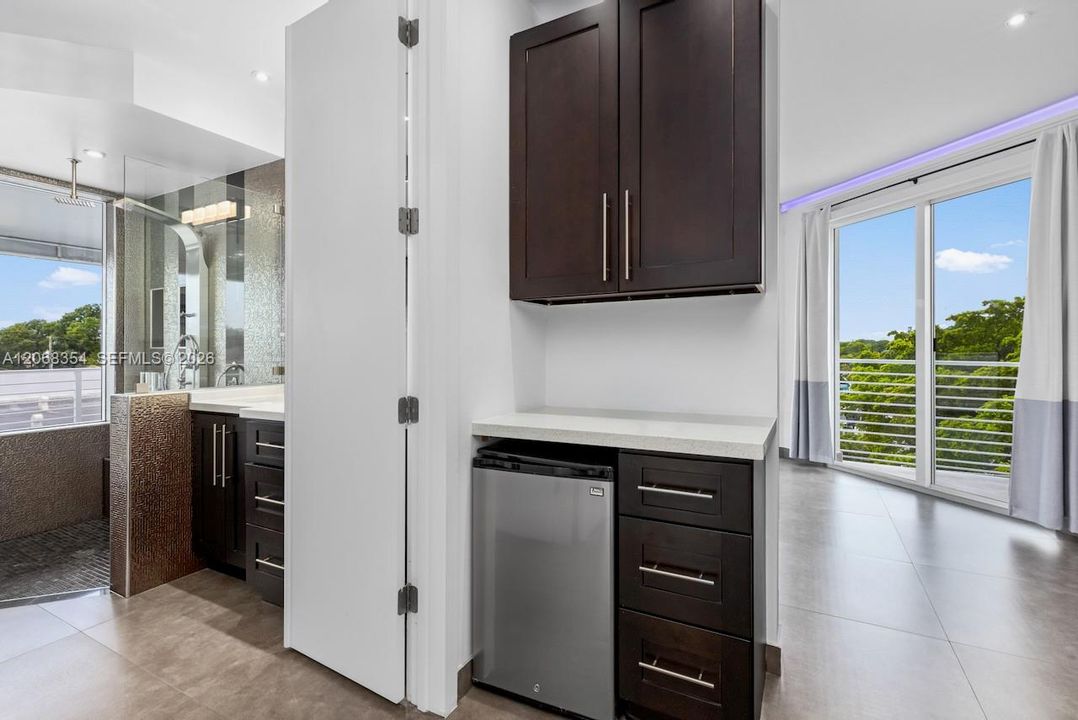 For Sale: $1,459,999 (3 beds, 3 baths, 2278 Square Feet)