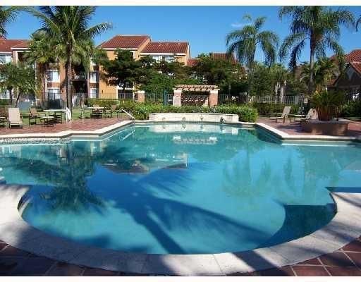 For Sale: $237,000 (2 beds, 2 baths, 1105 Square Feet)