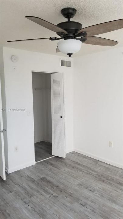 For Sale: $237,000 (2 beds, 2 baths, 1105 Square Feet)