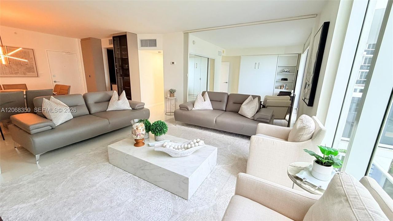 В аренду: $6,250 (2 спален, 2 ванн, 1056 Квадратных фут)