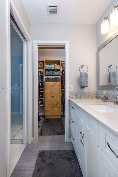 For Sale: $1,260,300 (3 beds, 2 baths, 1998 Square Feet)