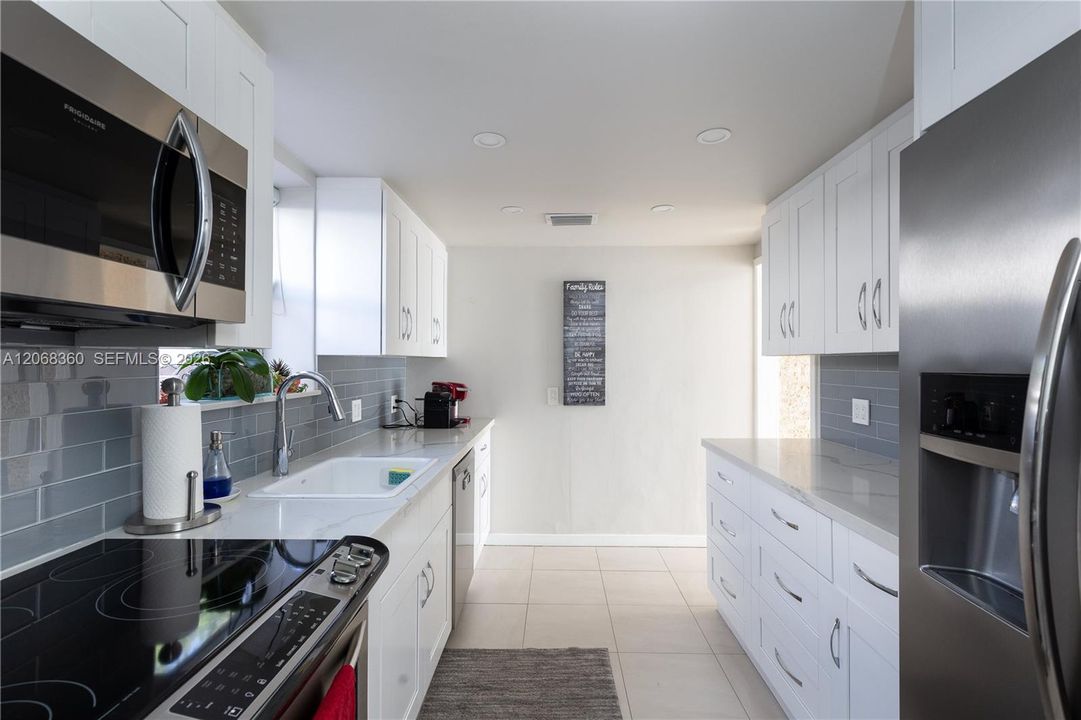 For Sale: $1,260,300 (3 beds, 2 baths, 1998 Square Feet)