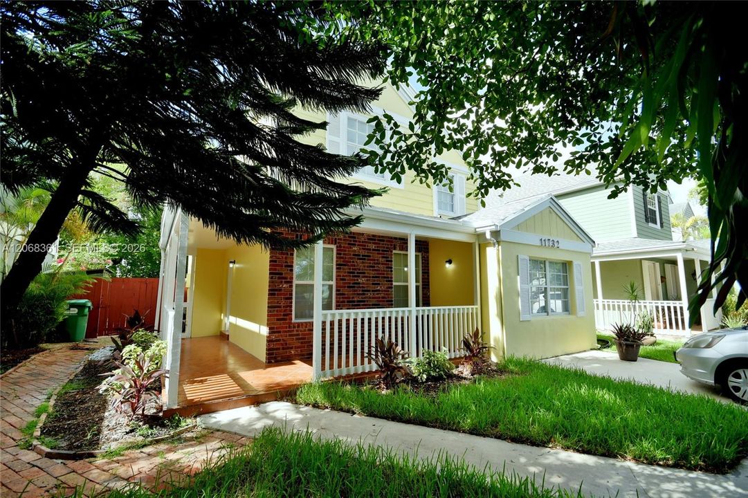 For Sale: $630,000 (3 beds, 2 baths, 2018 Square Feet)