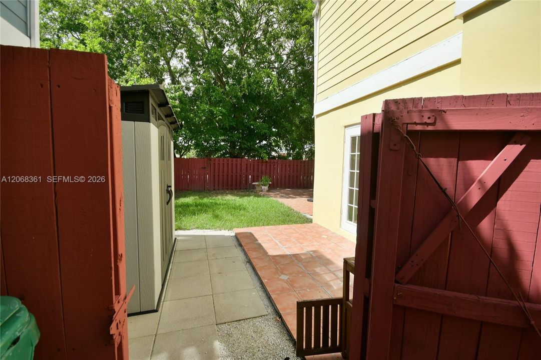 For Sale: $630,000 (3 beds, 2 baths, 2018 Square Feet)