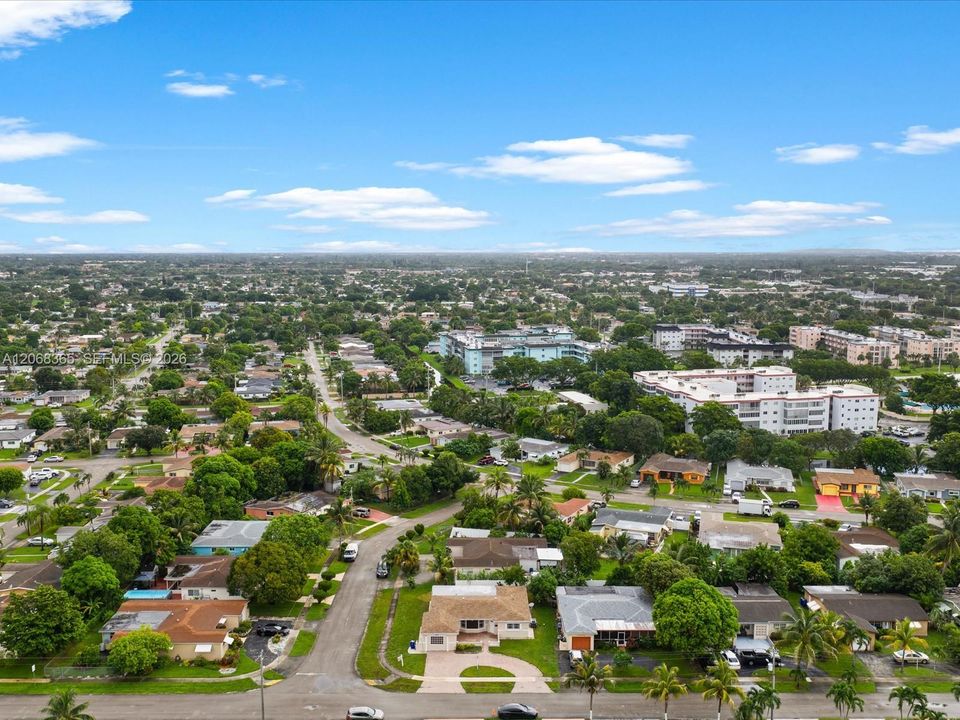 Activo con contrato: $419,999 (3 camas, 2 baños, 1851 Pies cuadrados)