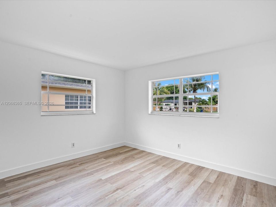 Activo con contrato: $419,999 (3 camas, 2 baños, 1851 Pies cuadrados)