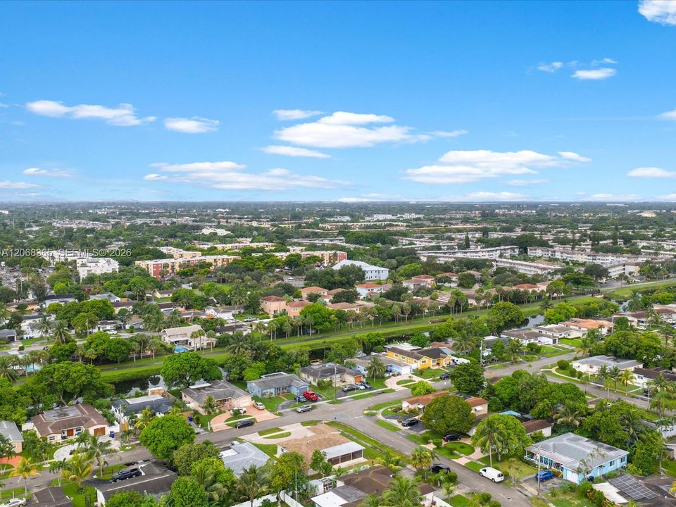 Activo con contrato: $419,999 (3 camas, 2 baños, 1851 Pies cuadrados)