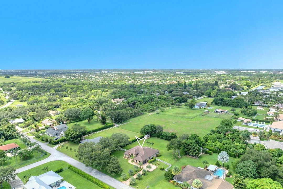 For Sale: $1,300,000 (4 beds, 3 baths, 2590 Square Feet)