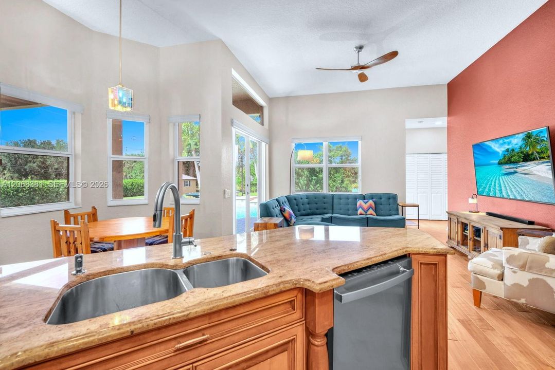 For Sale: $1,300,000 (4 beds, 3 baths, 2590 Square Feet)