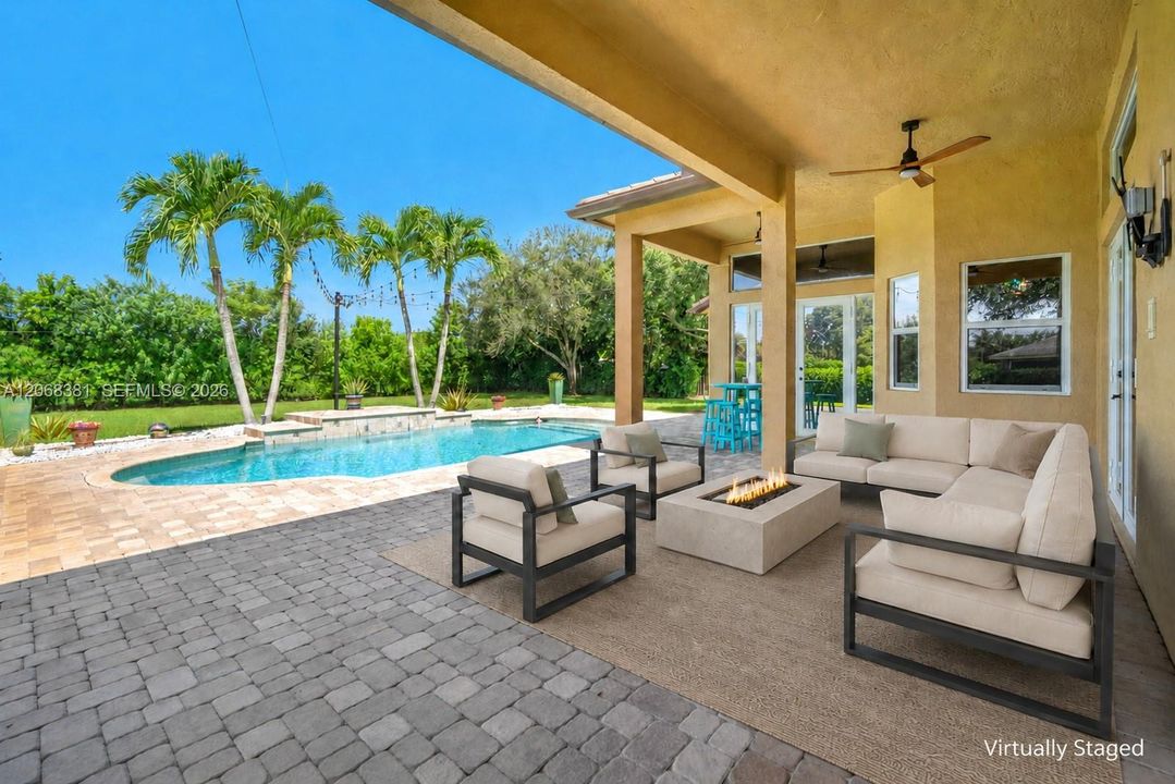 For Sale: $1,300,000 (4 beds, 3 baths, 2590 Square Feet)
