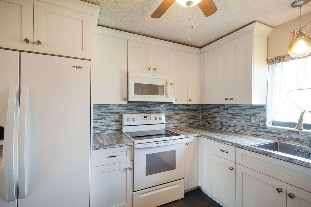 14-web-or-mls-1501-ne-13th-terrace-h12