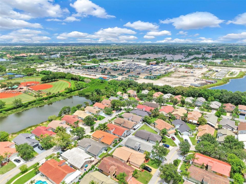 For Sale: $635,000 (4 beds, 2 baths, 1510 Square Feet)