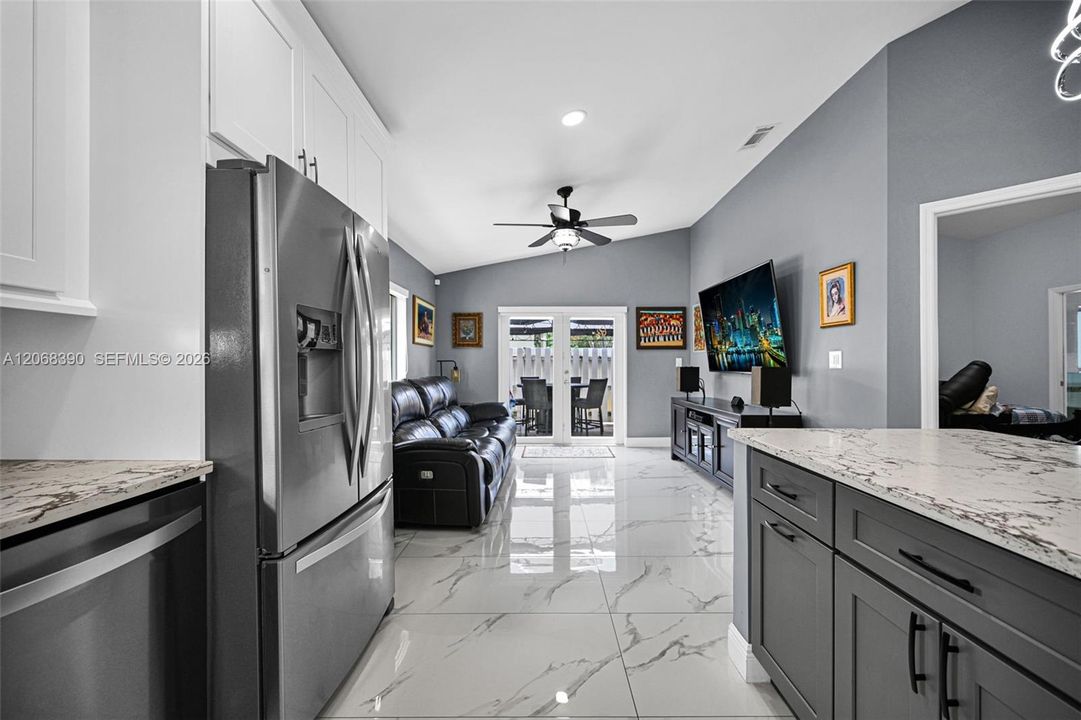 For Sale: $635,000 (4 beds, 2 baths, 1510 Square Feet)