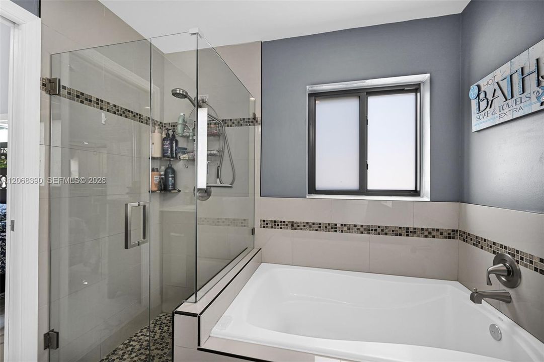 For Sale: $635,000 (4 beds, 2 baths, 1510 Square Feet)