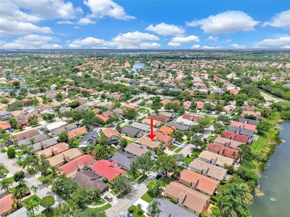 For Sale: $635,000 (4 beds, 2 baths, 1510 Square Feet)