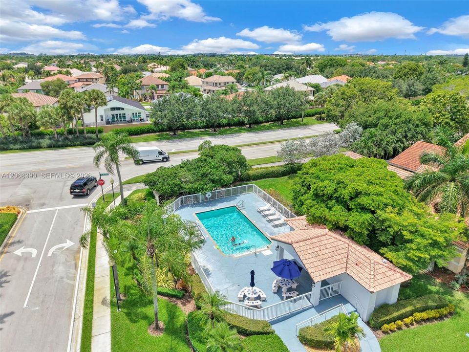 For Sale: $635,000 (4 beds, 2 baths, 1510 Square Feet)