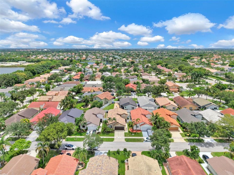For Sale: $635,000 (4 beds, 2 baths, 1510 Square Feet)
