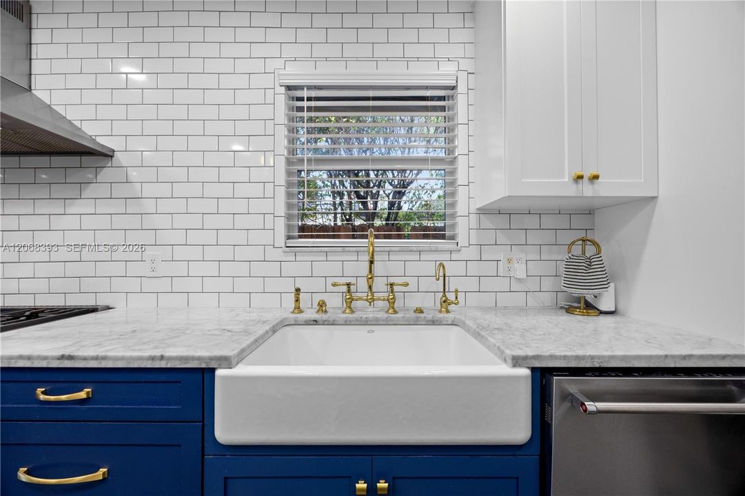 For Rent: $4,500 (3 beds, 2 baths, 1472 Square Feet)