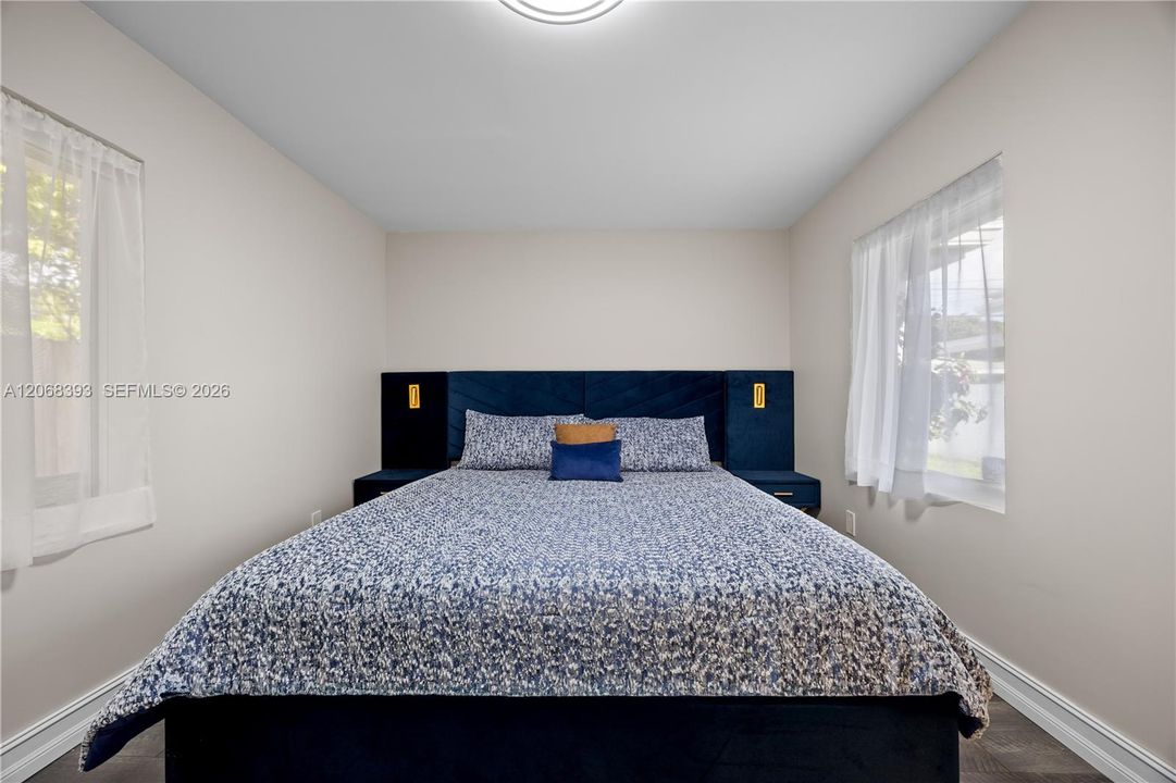 For Rent: $4,500 (3 beds, 2 baths, 1472 Square Feet)