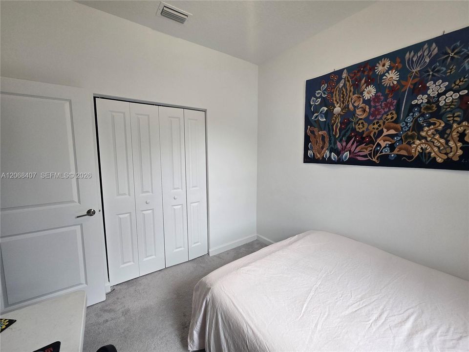 В аренду: $2,800 (3 спален, 2 ванн, 1628 Квадратных фут)