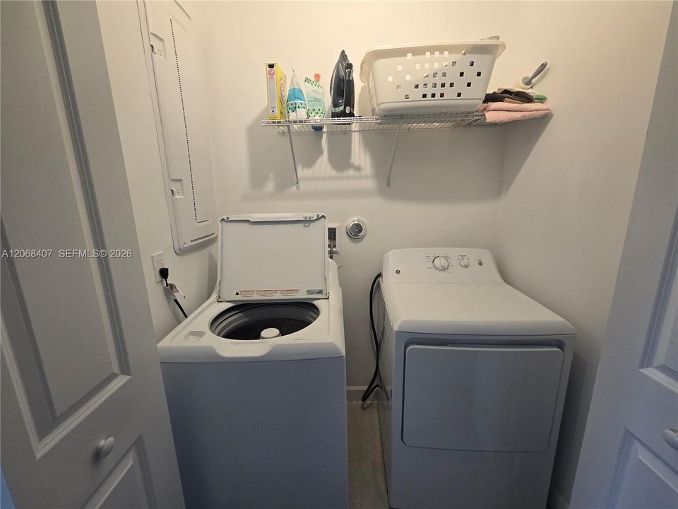 В аренду: $2,800 (3 спален, 2 ванн, 1628 Квадратных фут)