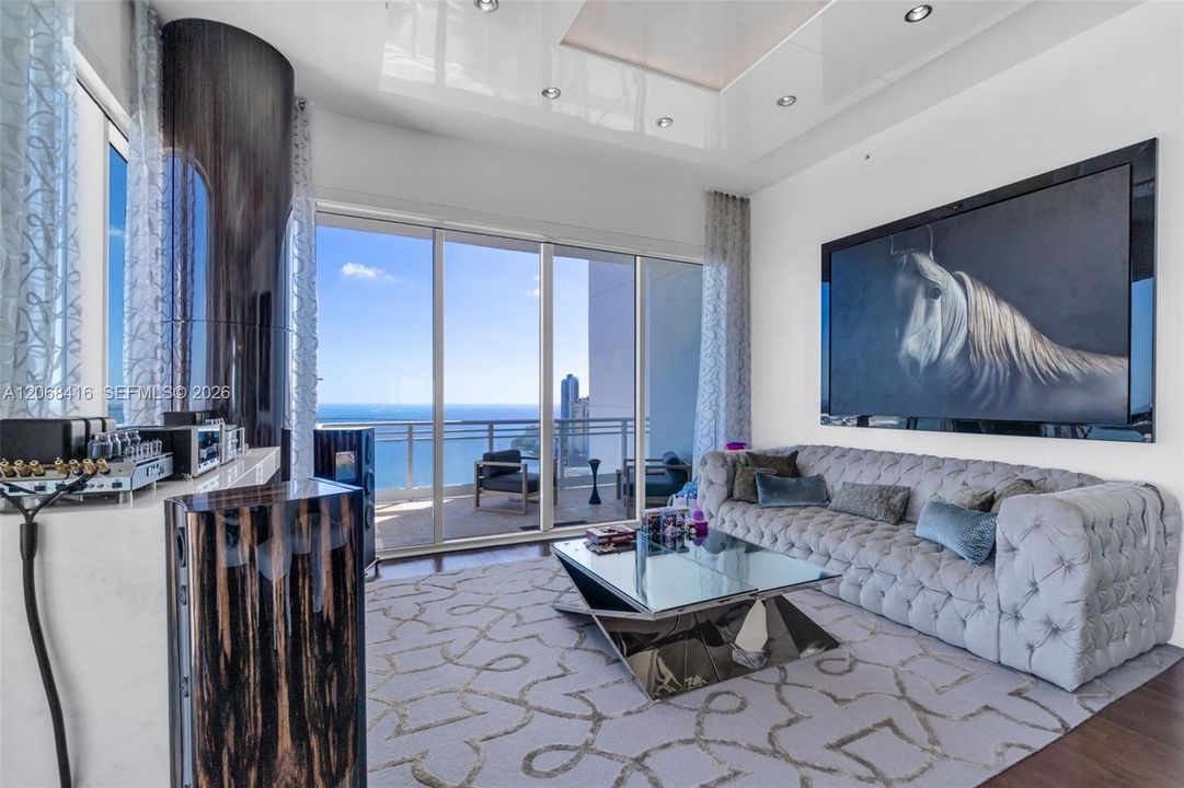 For Sale: $2,750,000 (3 beds, 4 baths, 2631 Square Feet)