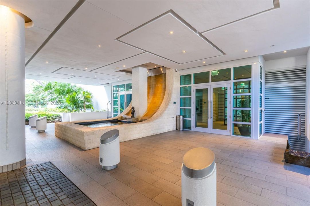 For Sale: $2,750,000 (3 beds, 4 baths, 2631 Square Feet)