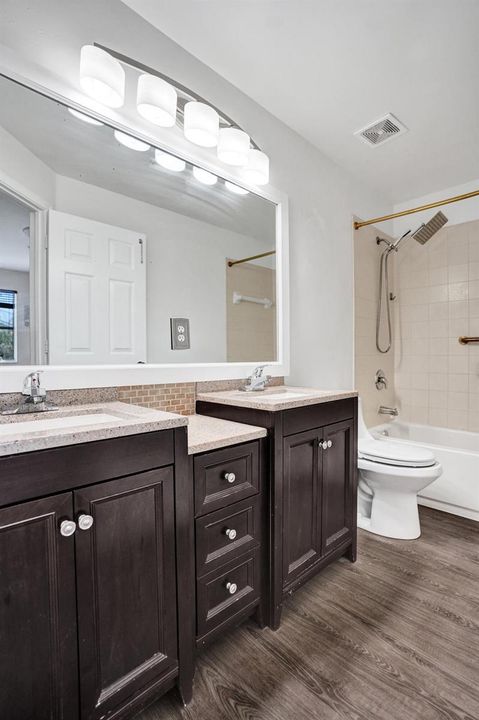 Main Bathroom Dbl Sink