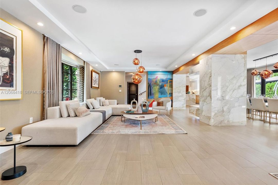 For Sale: $4,399,000 (5 beds, 4 baths, 3955 Square Feet)