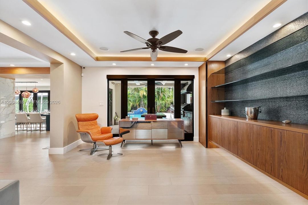 For Sale: $4,399,000 (5 beds, 4 baths, 3955 Square Feet)