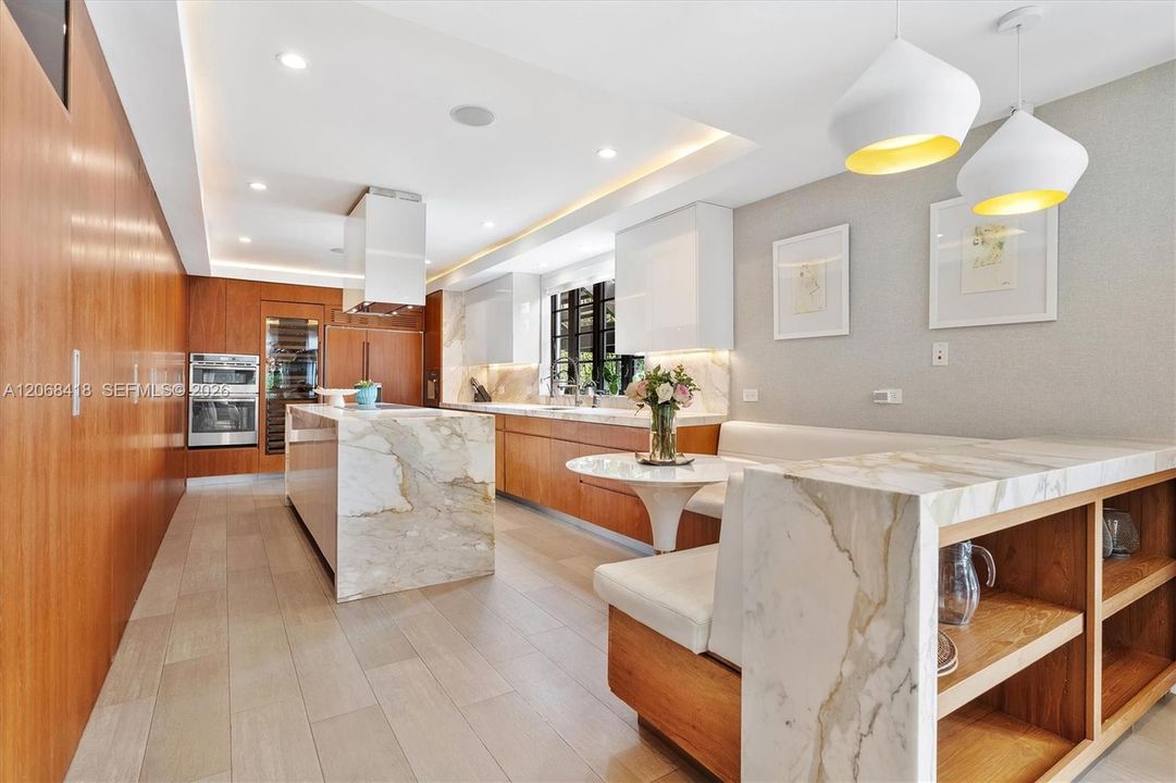 For Sale: $4,399,000 (5 beds, 4 baths, 3955 Square Feet)