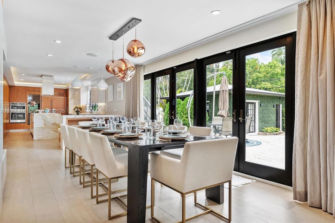 For Sale: $4,399,000 (5 beds, 4 baths, 3955 Square Feet)