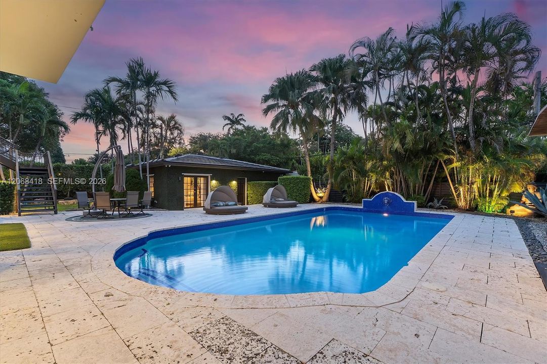 For Sale: $4,399,000 (5 beds, 4 baths, 3955 Square Feet)