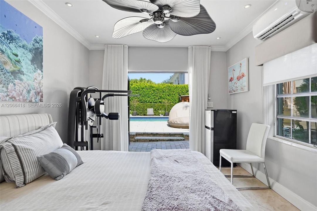 For Sale: $4,399,000 (5 beds, 4 baths, 3955 Square Feet)